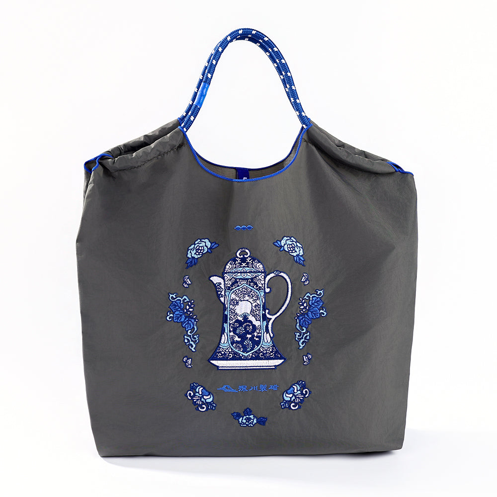 Ball&Chain Blue and White Porcelain Teapot Embroidered Tote Bag, Large Lightweight Nylon Shoulder Bag, Vintage Oriental Style Handbag for Shopping Daily Use-L